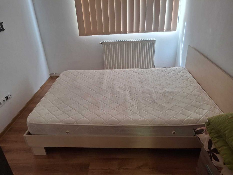 Dau în chirie apartament zona Cantemir