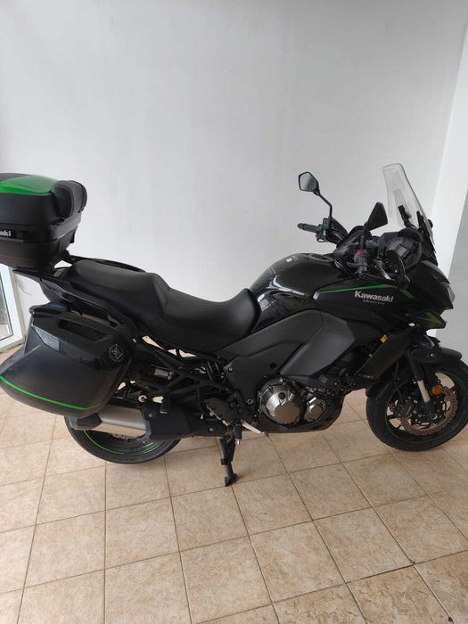 Мотоциклет Kawasaki Versys 1000