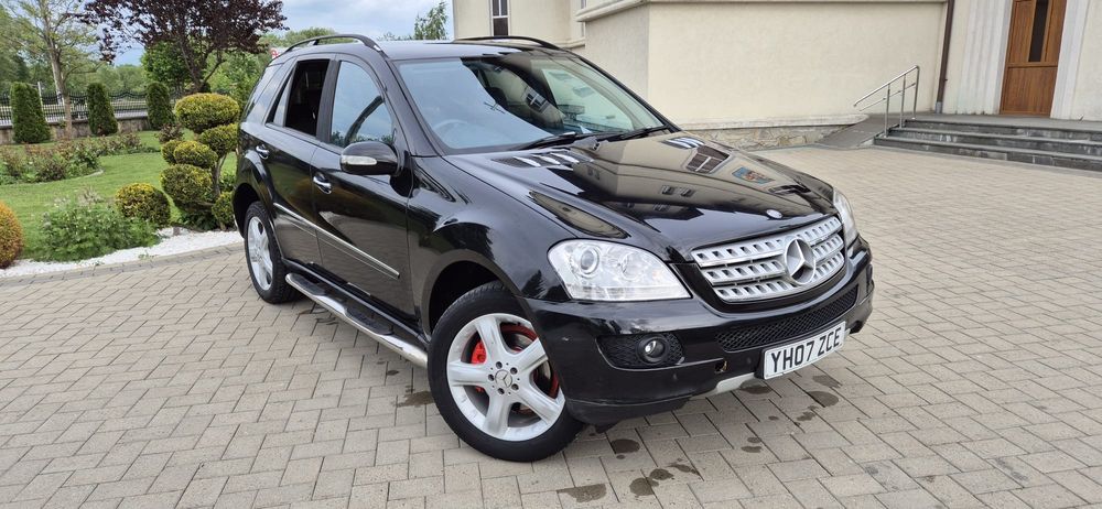 Mercedes ML din 2008 motor 3.0 V6 Automatic Volan pe dreapta Anglia