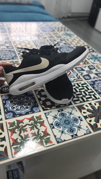 Adidasi Nike originali 35,5.