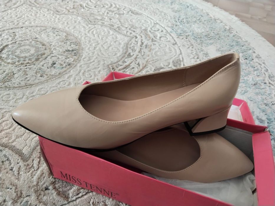 Продам туфли женские