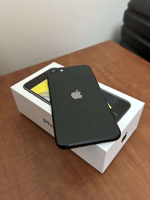 Iphone SE 128 гб черный