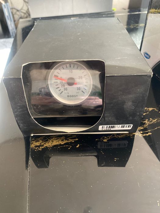 Бустметър буустметър boost gauge boost meter буст метър
турбо уред