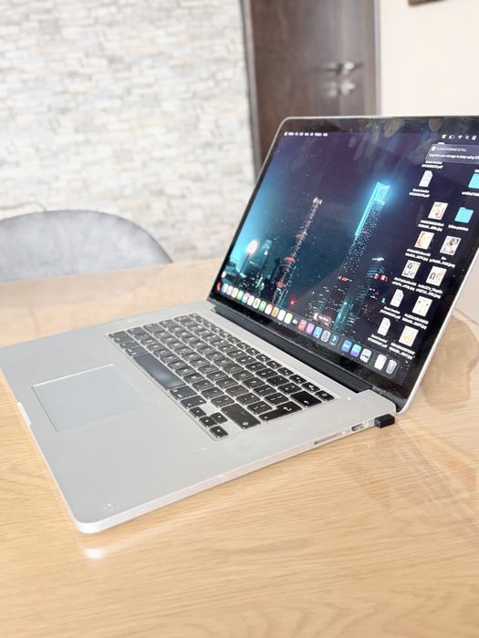 Apple Macbook pro