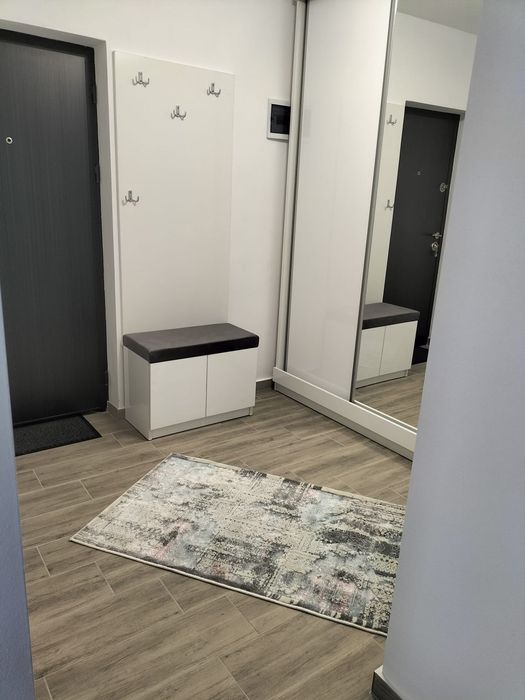 Propietar Inchiriez apartament