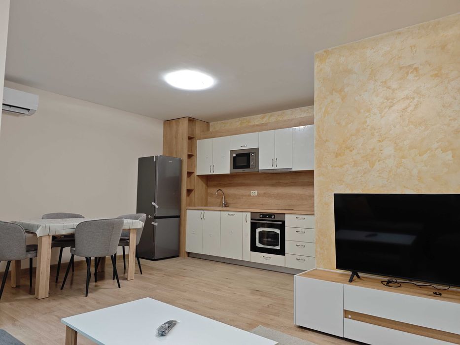 Дава се под наем Двустаен апартамент в Пловдив, Въстанически - 70 кв.м за 558.45 € - Снимка #2