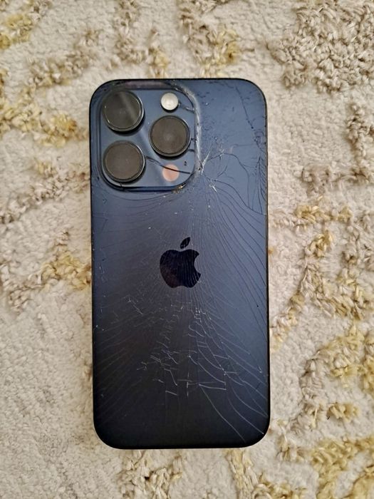 Iphone 15 pro Идеально