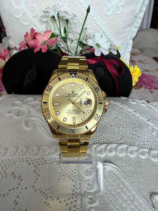 Часовници Rolex с кварцов механизъм