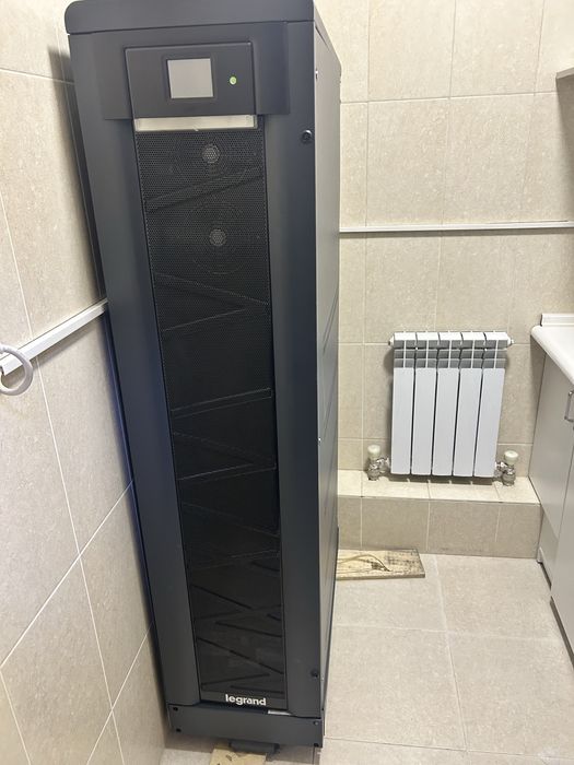 Legrand стабилизатор