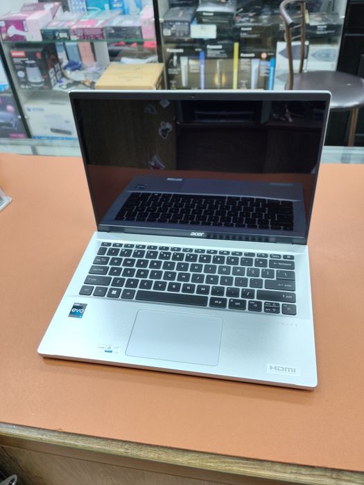 Acer Swift Go 14 SFG14-71