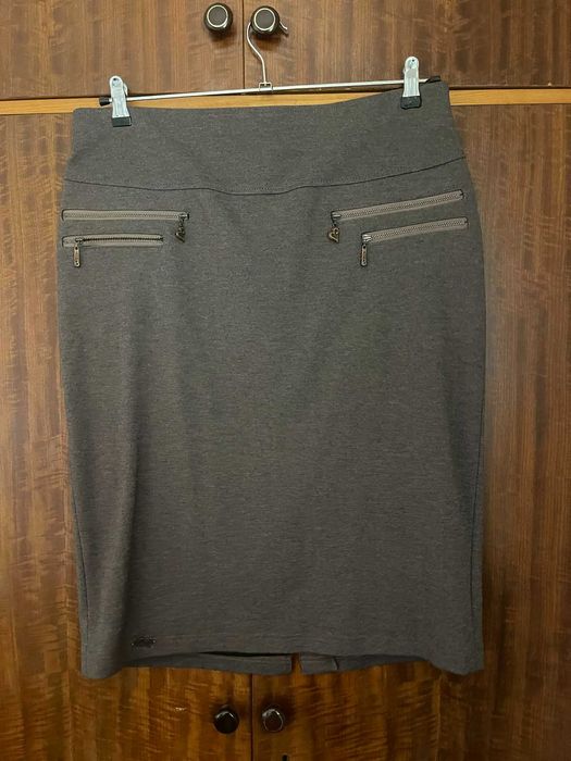 Дамски костюми - фирма Роси- различни видове - чисто нови