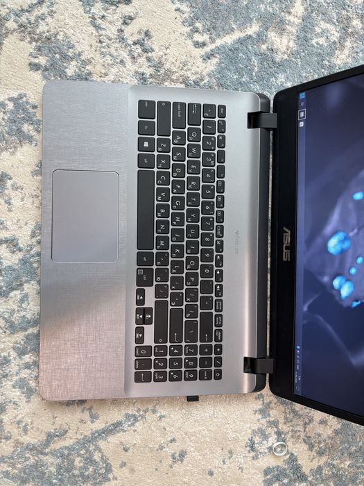 Продам ноутбук asus