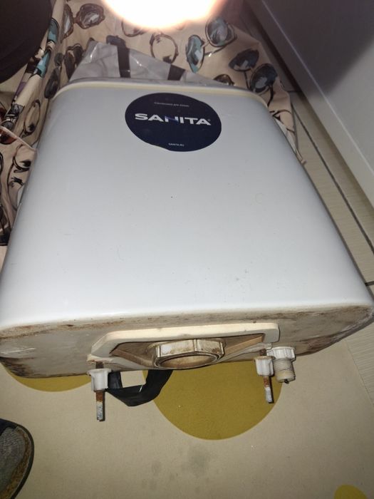 Продам сливной бачок