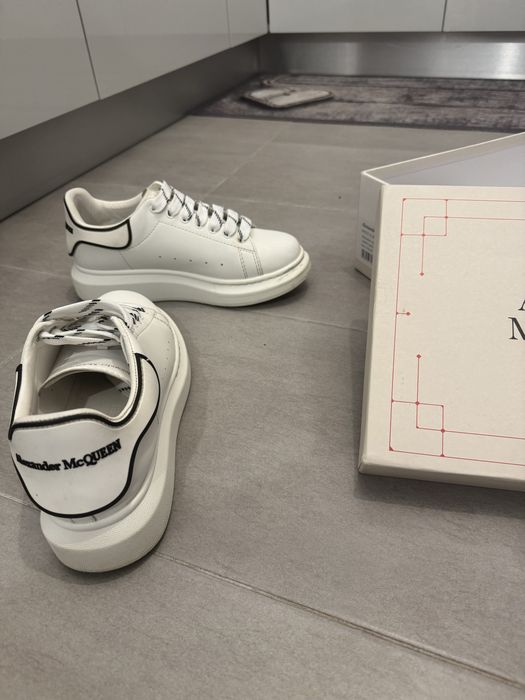 Alexander Mcqueen premium, 42