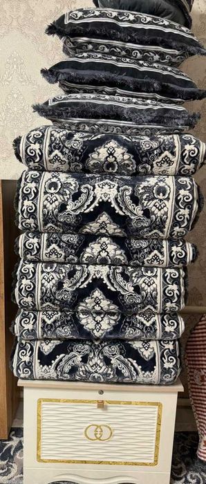 Срочно продам курпачи с подушками