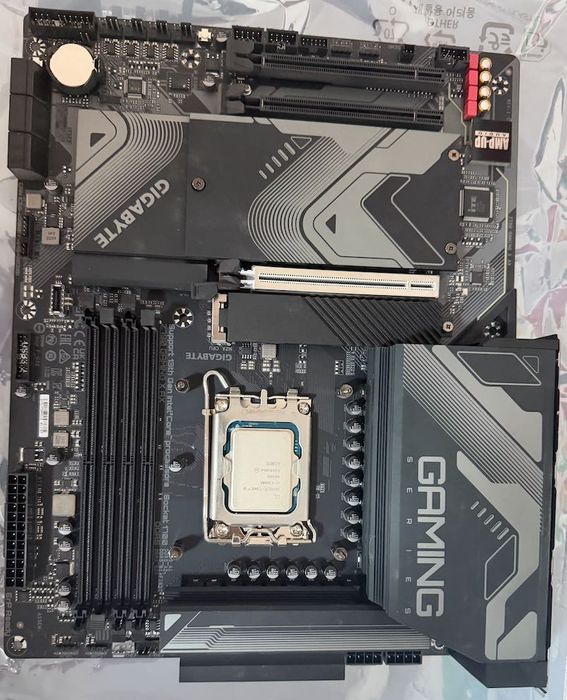 Placa de baza GIGABYTE Z790 gaming X AX WIFI6