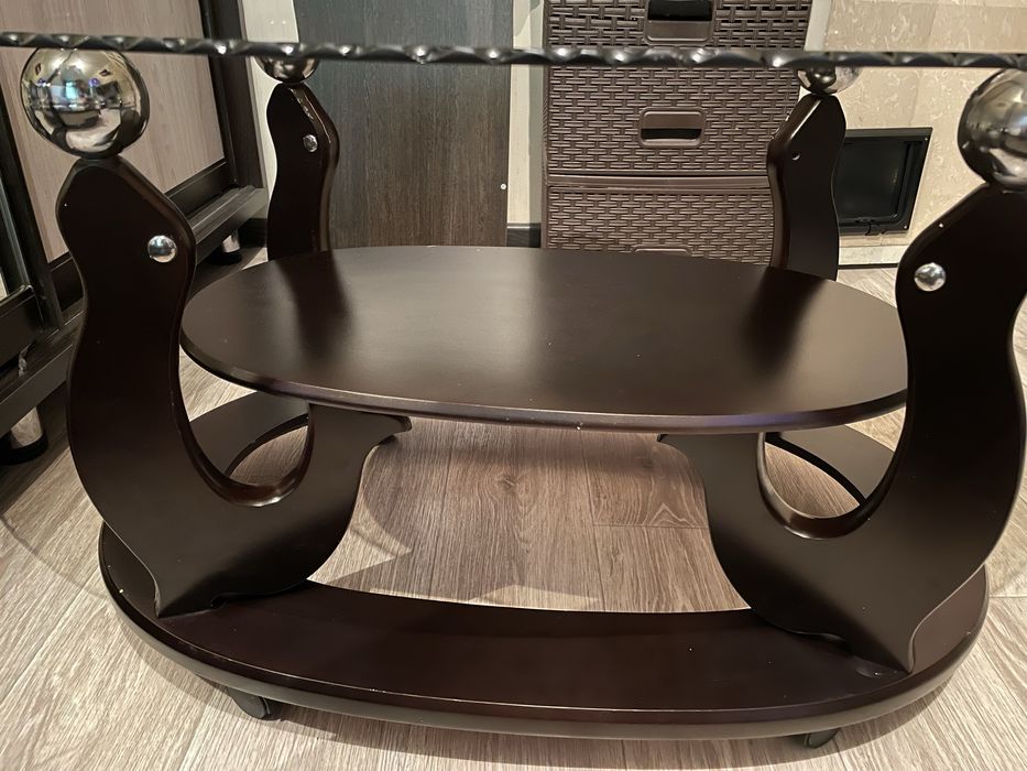 Журнальный столик