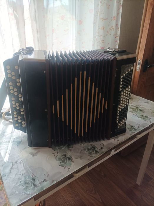 Продам Тульский баян