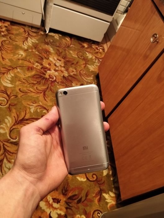 Продам телефон Xiaomi