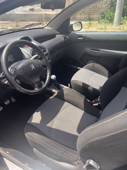 Пежо 206cc 1.6 бензин