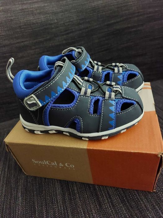 Детски сандали 25 номер