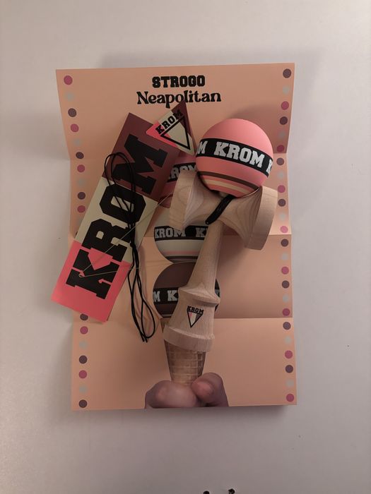 Krom strogo neapolitan