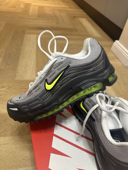 NIKE нови маратонки, номер 41