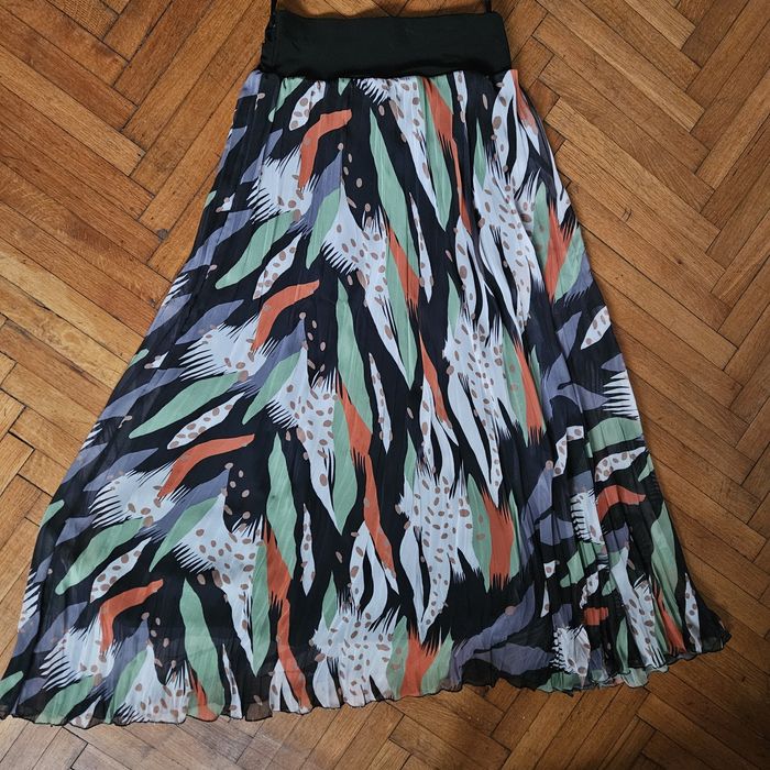 Много красива пола