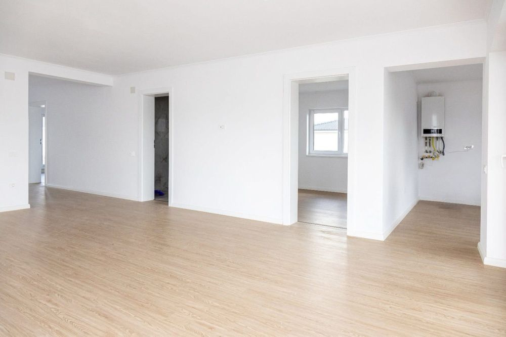 Casa noua la cheie Nojorid-  GAZ- CANAL -  Apa