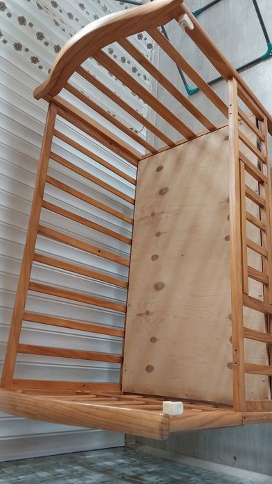 Срочно продам детскую кровать