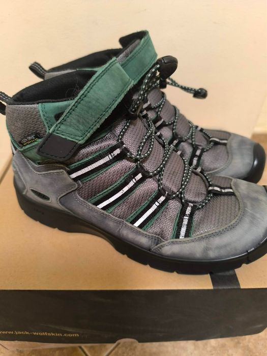 Детски обувки KEEN - EU 38