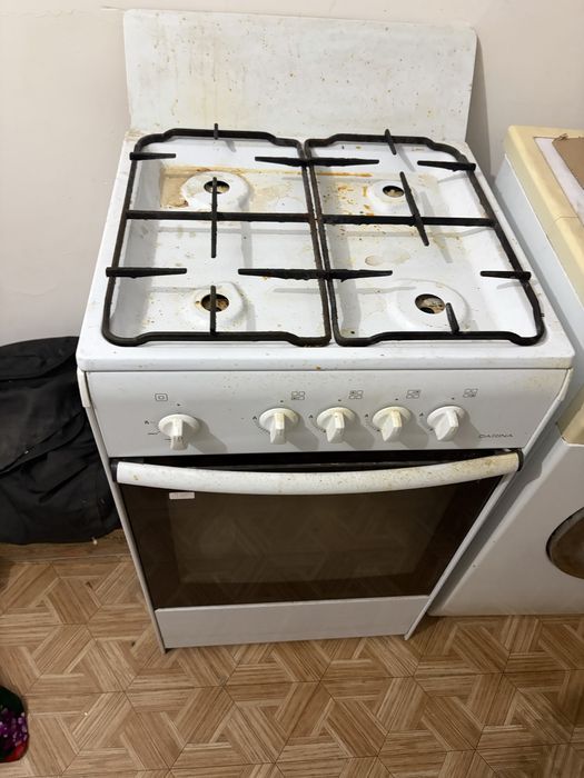 Газовая плита , б/у