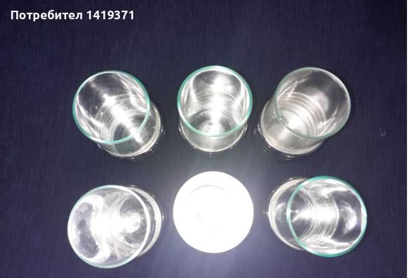 Ретро комплет от 6 малки чашки / за алкохол / ракия с метална основа