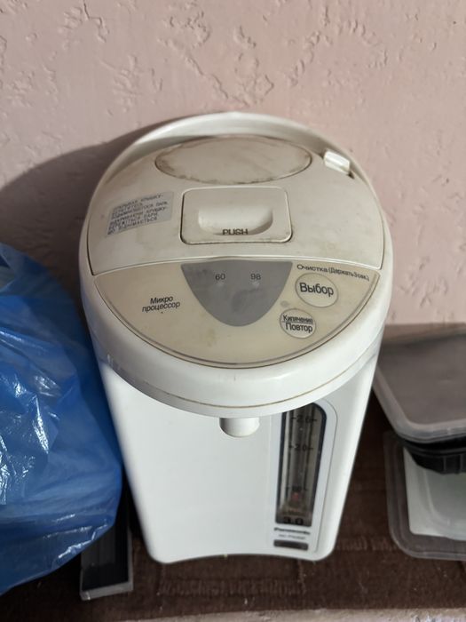 Продам электрический термопот панасоник