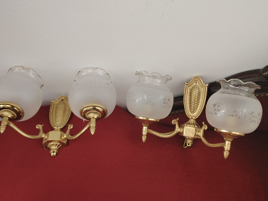 Elegant set de aplice din bronz masiv  in stil francez și globuri din