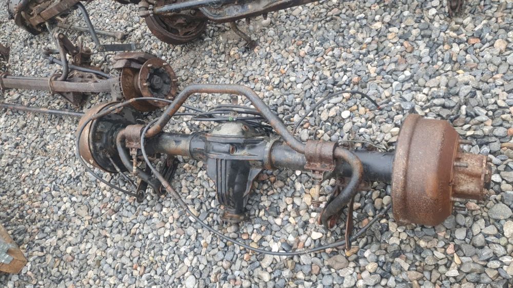 Мерседес  609 / 709 / 809 мосты с Европы