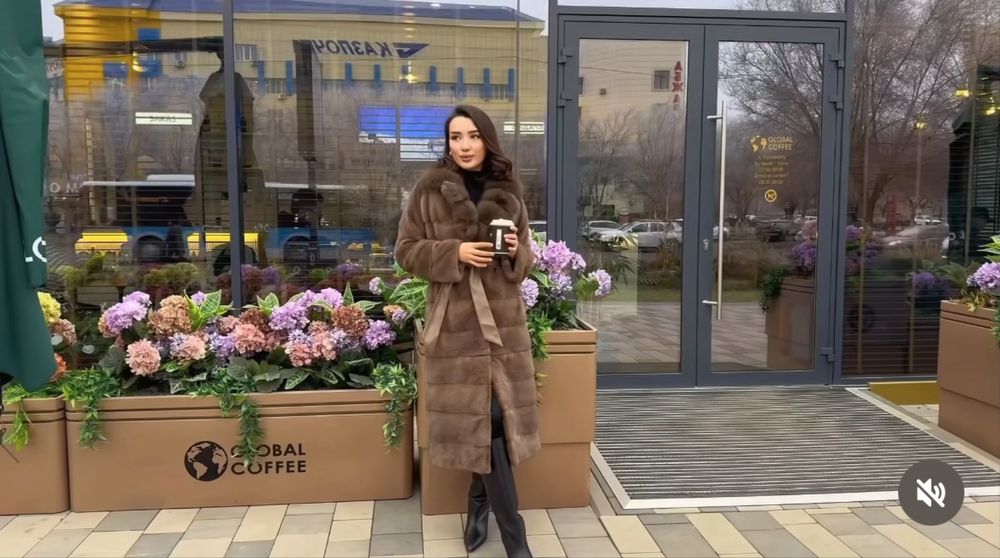 Шуба из цельной шкуры норки и соболя премиум качества