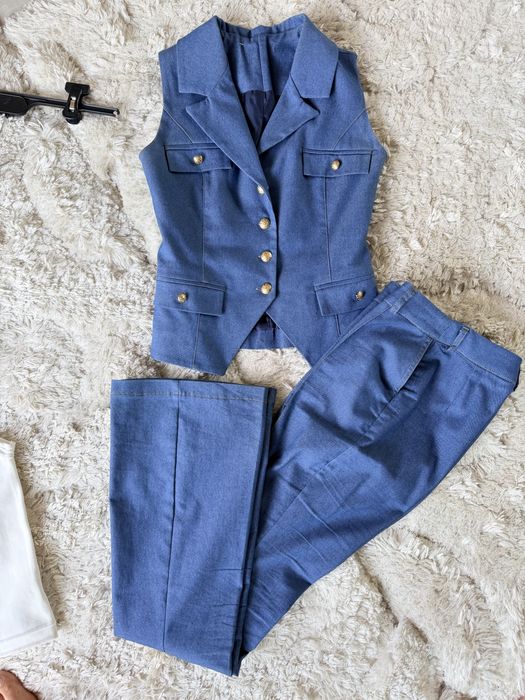 Costum dama vesta si pantalon evazat