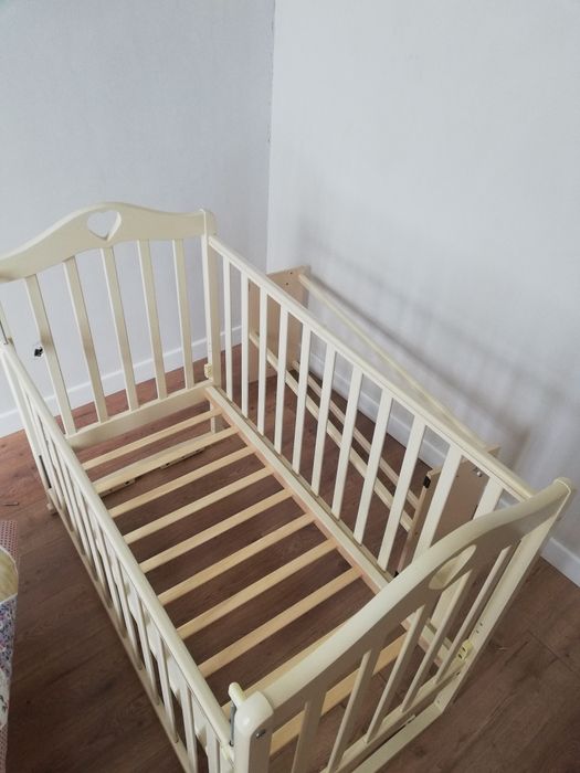 Кроватка для новорождённых