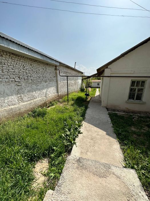 СРОЧНО! прдается участок в чирчике район ак-кавак