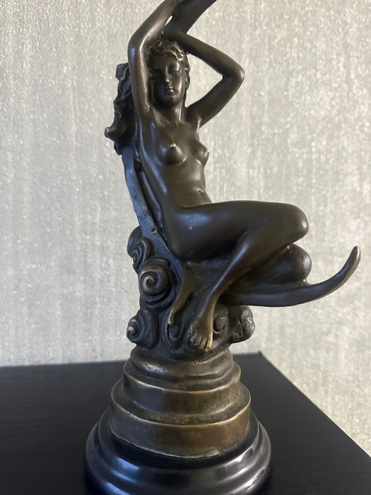Антикварна бронзова скулптура „Арт Нуво“ – подпис Pierre Roche (30 см)