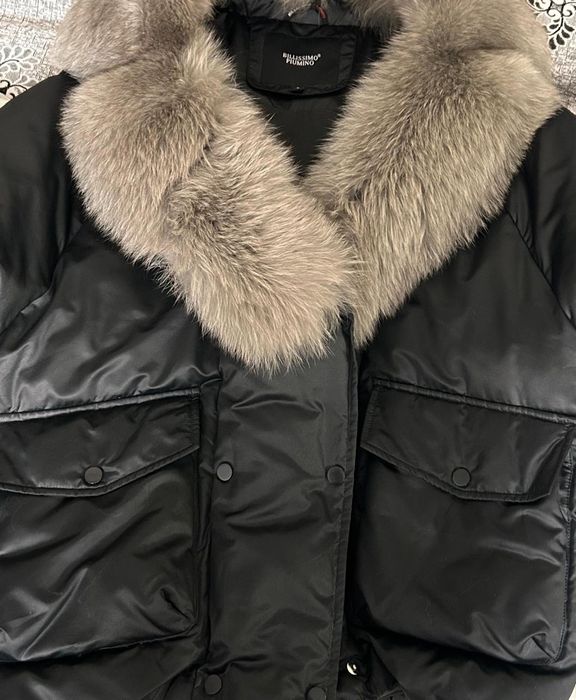 Продам куртку с воротником