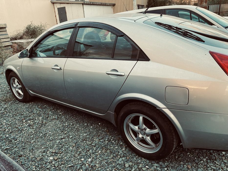 продам машину nissan primera