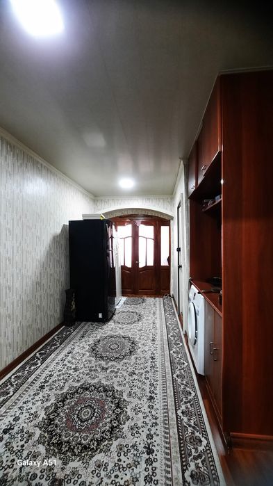 Срочно продаётся на Сагбоне  4/3/3 кирпичный