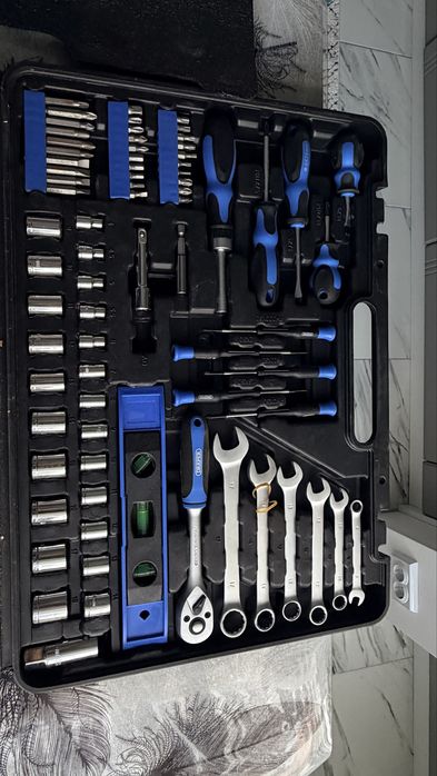 Комплект ръчни инструменти за автомобилна употреба Draper, 138 части