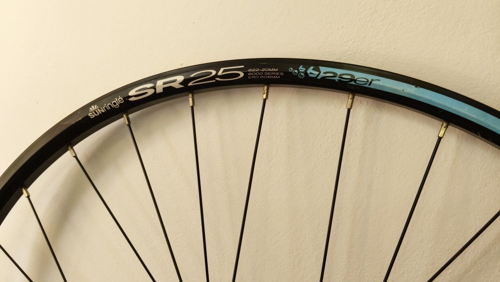 Vand roata bicicleta de fata 29" (frana pe disc)