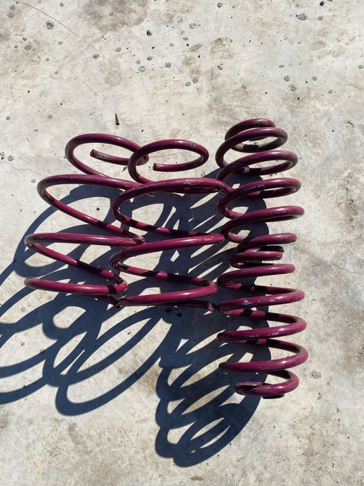 Спортни пружини Vogtland свалени от Bmw E46 купе