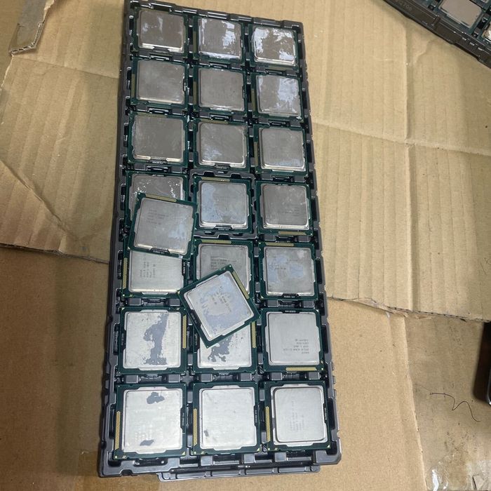 Intel core I5 4570 (Xeon E3 1225V3)