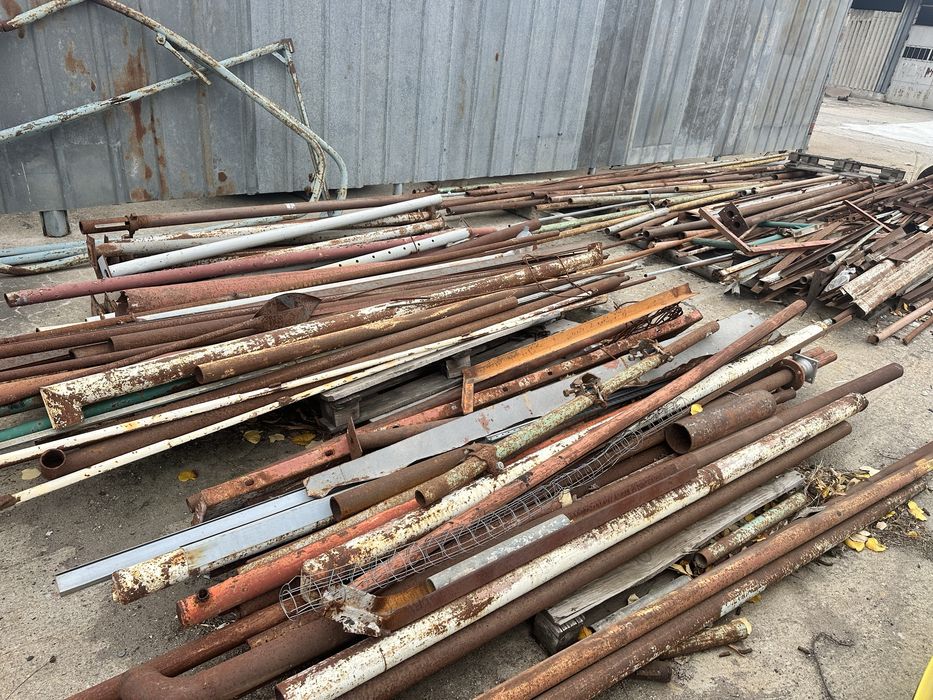 Метални тръби винкели профили