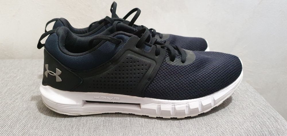 Adidasi Under Armour HOVR 41